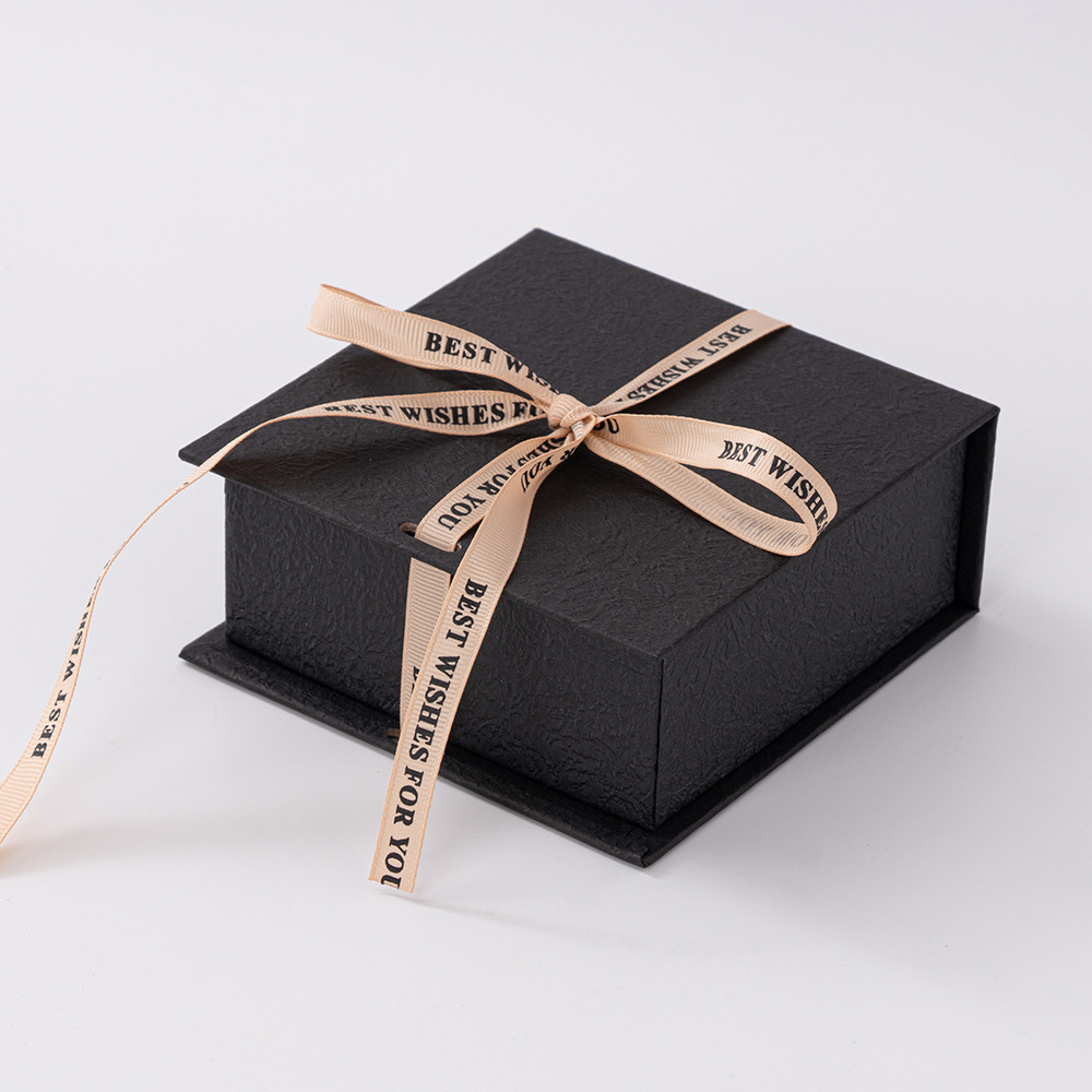NUEVA LLEGA Caja de regalo de cartón de empaque de joyería ecológica