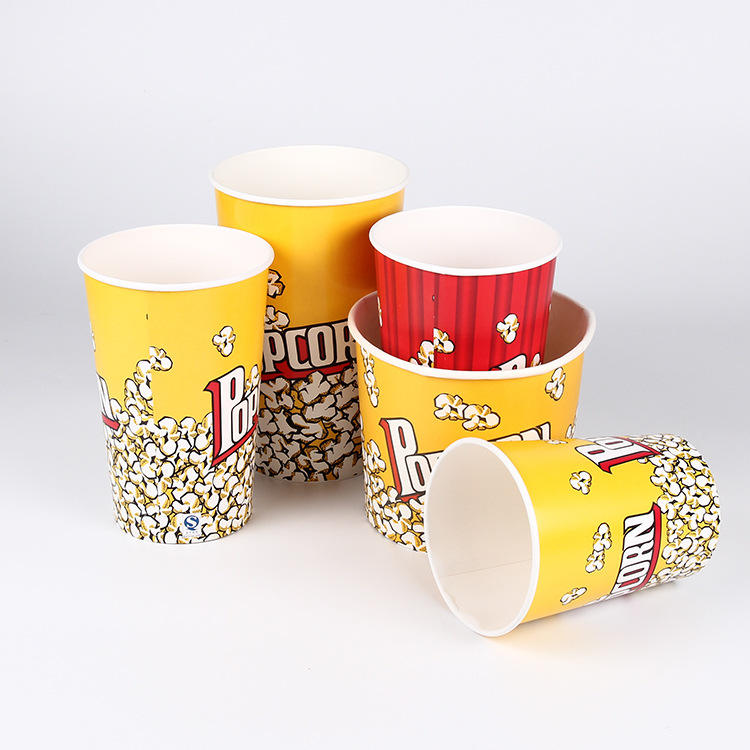 Paquete de papel de palomitas de maíz con tapa