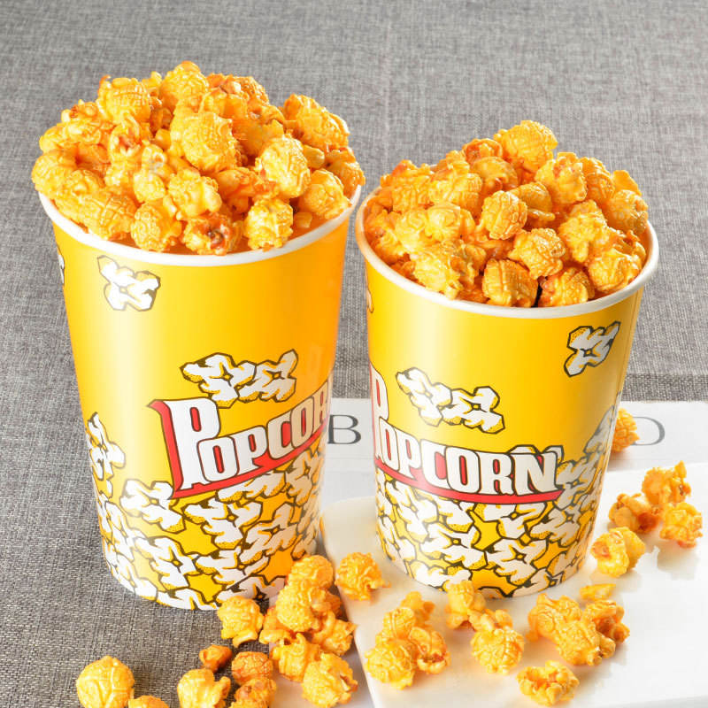 Paquete de papel de palomitas de maíz con tapa